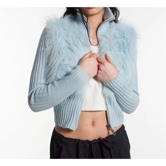 NWOT The Ragged Priest Blue Omen Faux Fur Cropped Sweater Jacket Women's 6 - Picture 1 of 11